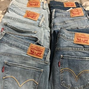 Levis 6 pairs